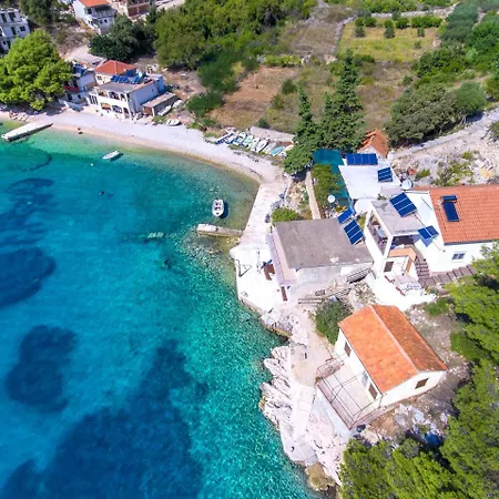 Nyaraló House Ana Bogomolje